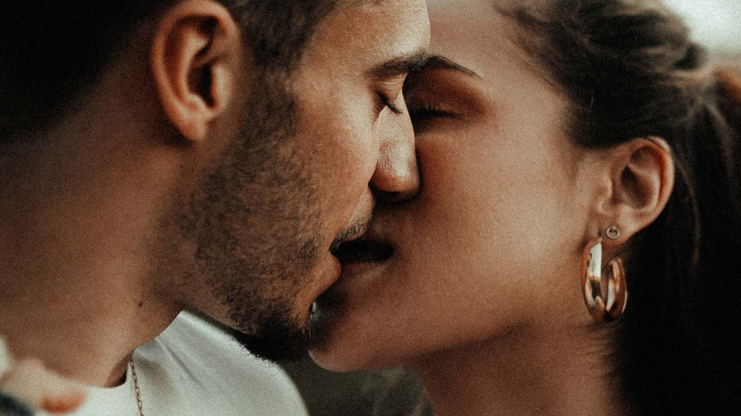 Slow Sex: Can It Truly Help Build Intimacy and Close the Orgasm Gap in –  Bijoux Indiscrets